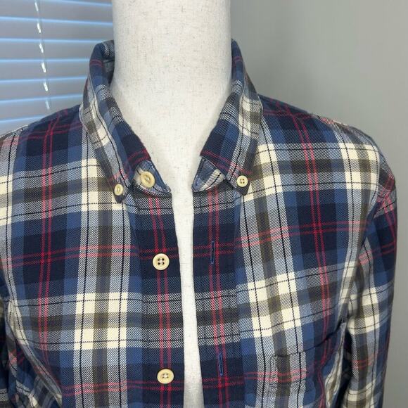 Abercrombie & Fitch Button-Down Size Large Slim 100% Cotton Casual - Picture 3 of 11